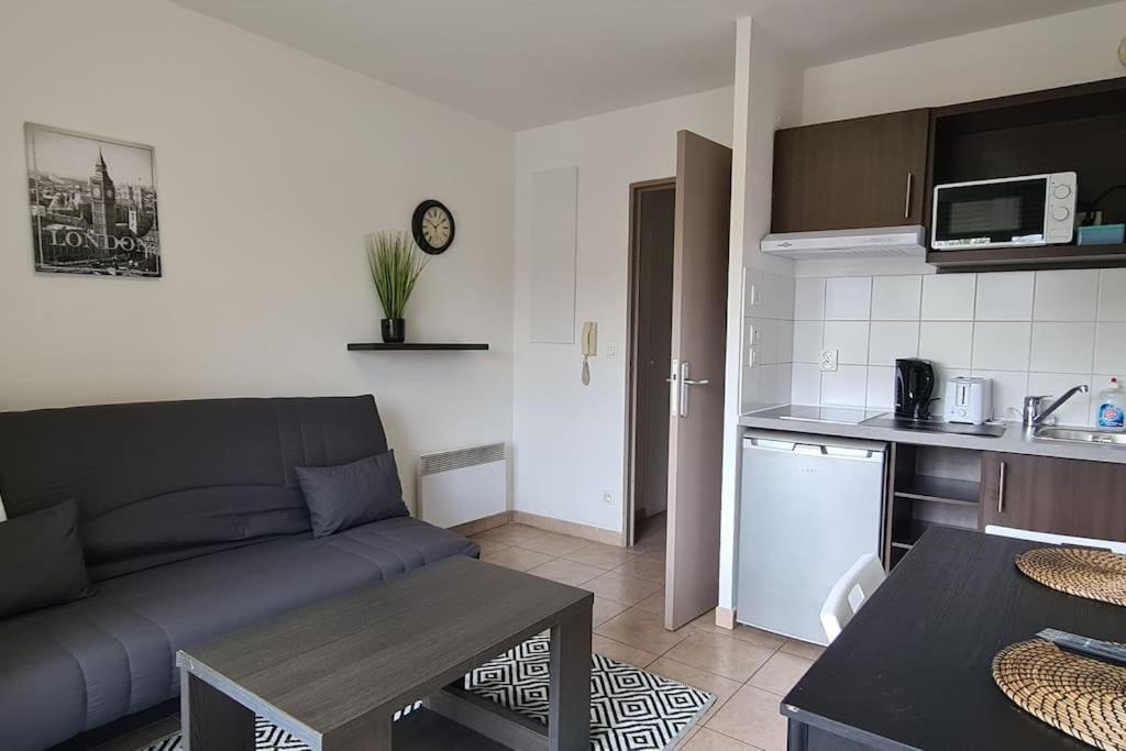 מונטבראן B210 Appartement Disneyland Paris Parking Et Wifi מראה חיצוני תמונה