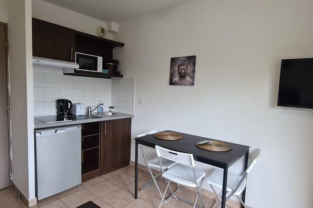מונטבראן B210 Appartement Disneyland Paris Parking Et Wifi מראה חיצוני תמונה